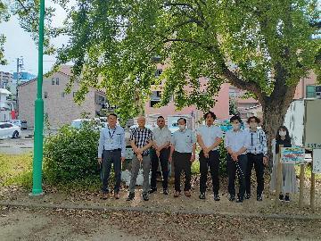 東海クラリオン株式会社の清掃活動写真