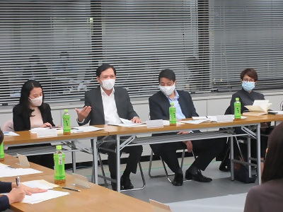 写真:意見交換会の様子1