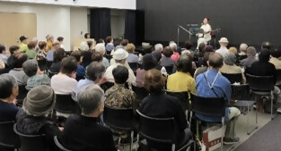 写真:大須学区ふれあい敬老会の様子