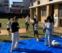 写真:子どもの伝承遊び及び地域伝統行事に親しむ会の様子