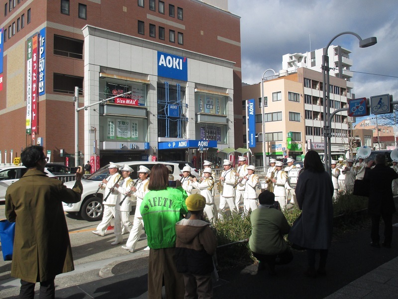 写真：交通安全パレードの様子2