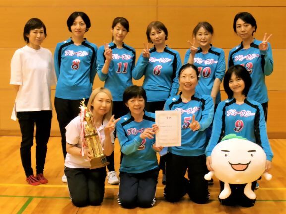 表彰式後の集合写真4