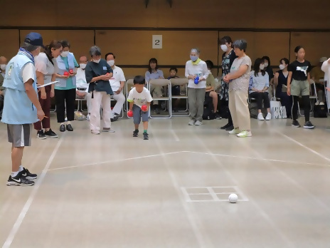 世代間交流ボッチャ大会の写真その2