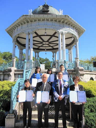 写真：令和5年度区民表彰受賞者のみなさん