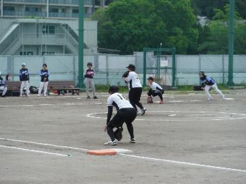 写真:第41回瑞穂区ソフトボール交歓大会(女子の部)の様子