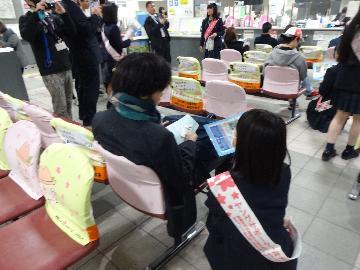 写真：交通安全啓発の様子3