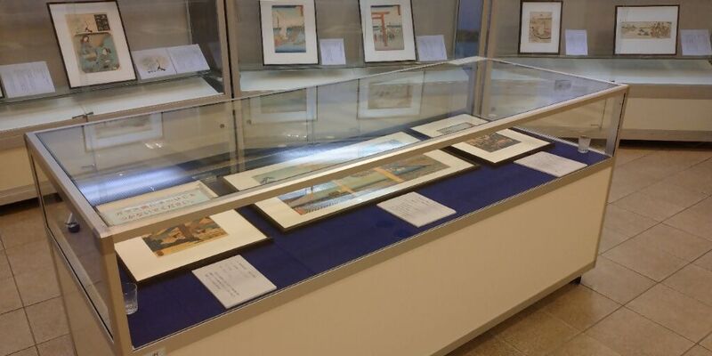 写真：展示ショーケースの様子