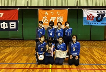 写真：準優勝チーム「スパークス」