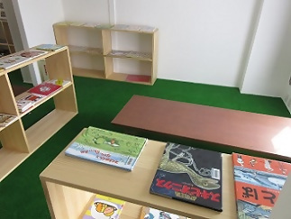 写真：絵本の本棚