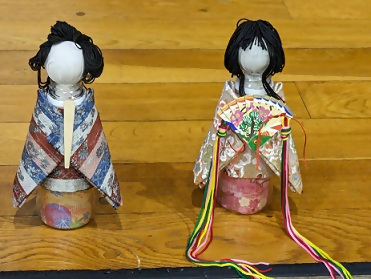 写真：ペットボトルひな人形