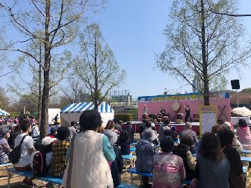 写真：ひびのコイまつりの様子2