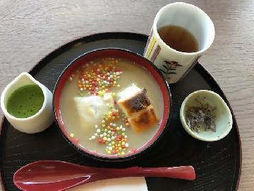 写真：お正月限定メニュー「栗しるこ」