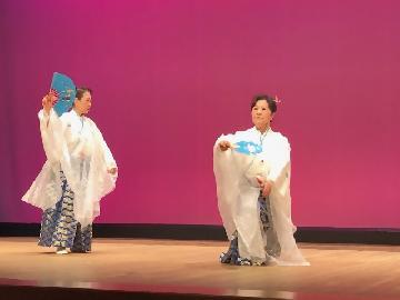 写真：演目「歌謡詩舞」