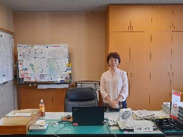 写真：区長室での最終日