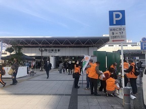 写真：保護司会の皆さんによる啓発活動