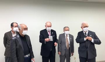 写真：今月末で任期を終える委員長の皆さま