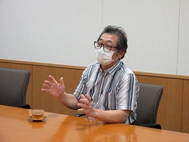 写真：語る川村先生