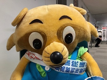 写真：投票を待つクリタン