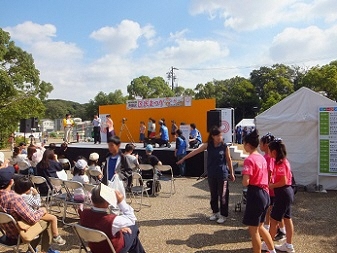 写真：大声コンテスト