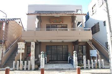 写真：現在の姥堂、裁断橋