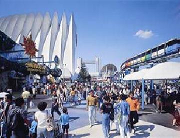 写真：デザイン博白鳥会場