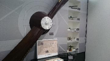 写真：当時の航空機のプロペラ（愛知時計電機株式会社）2