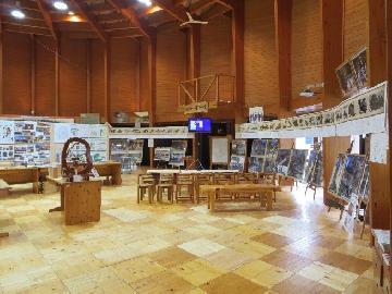 写真：中部森林管理局「熱田白鳥の歴史館」