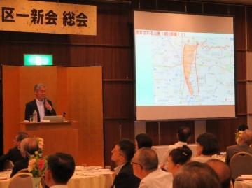 写真：浅井区長による講演