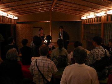 写真：「怪談の夕べ」の様子