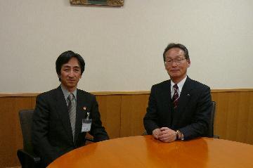 写真：名古屋学院大学木船久雄学長と