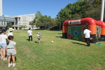 写真:キックターゲットの様子