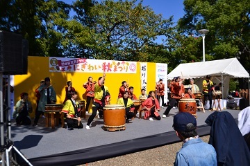 写真:和太鼓演奏の様子