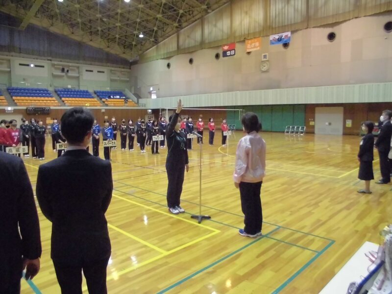 写真:選手宣誓の様子