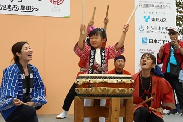 写真:和太鼓演奏