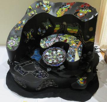 写真：工芸部門市長賞、那須さんの作品