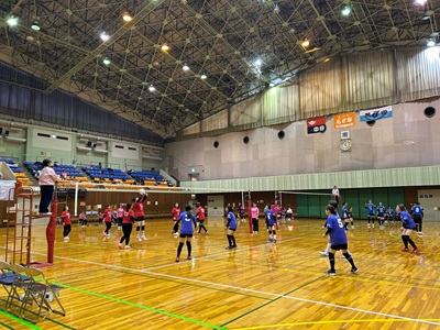 写真：第59回熱田区女性レクリエーションバレーボール春季大会の様子