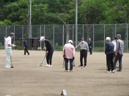 写真：第34回熱田区グラウンド・ゴルフ大会の様子
