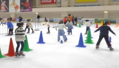 写真：令和6年度熱田区スケート教室の様子