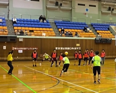 写真：第14回学区対抗子どもドッジボール大会の様子