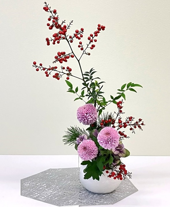 写真：季節の花　令和7年1月正月の花