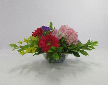 ガーベラを生けた写真（正面）