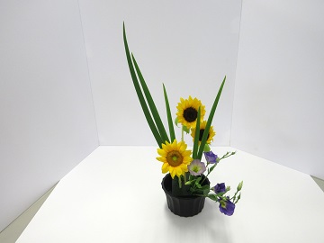 トルコキキョウを生けた写真