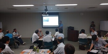 写真:意見交換会の様子