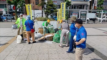 写真:金山総合駅自転車マナーキャンペーン