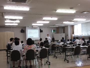 酸性雨について学ぶ講習会の写真