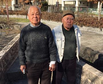 写真:元漁師の秋山さん、向井さん