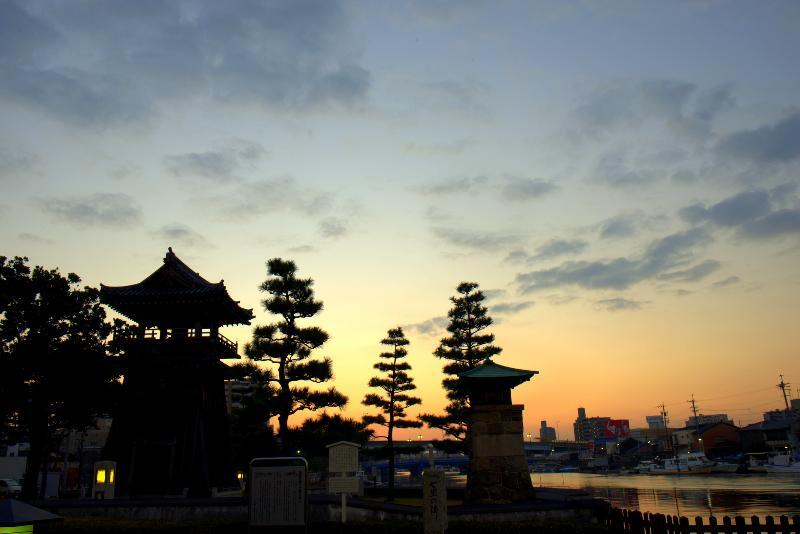 写真：宮の渡し公園朝焼け3