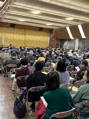 写真:開演直前の様子