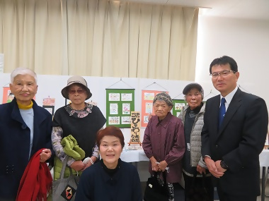 写真:己書の教室の皆様