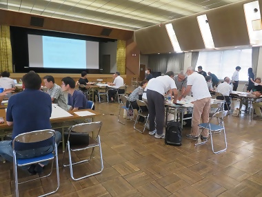 写真:グループワーク